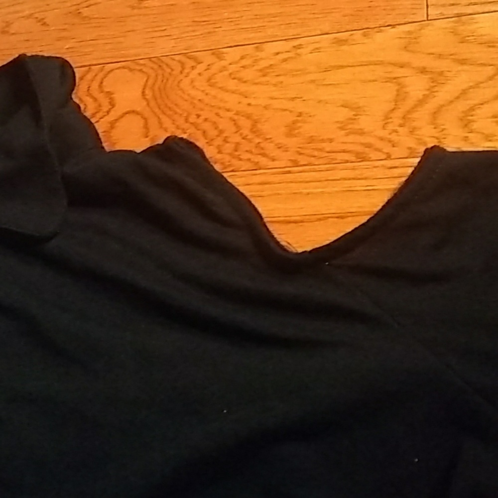 Top - Picture 2 of 4